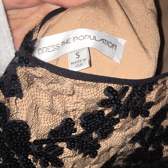 Dress the population gown - Picture 6 of 6